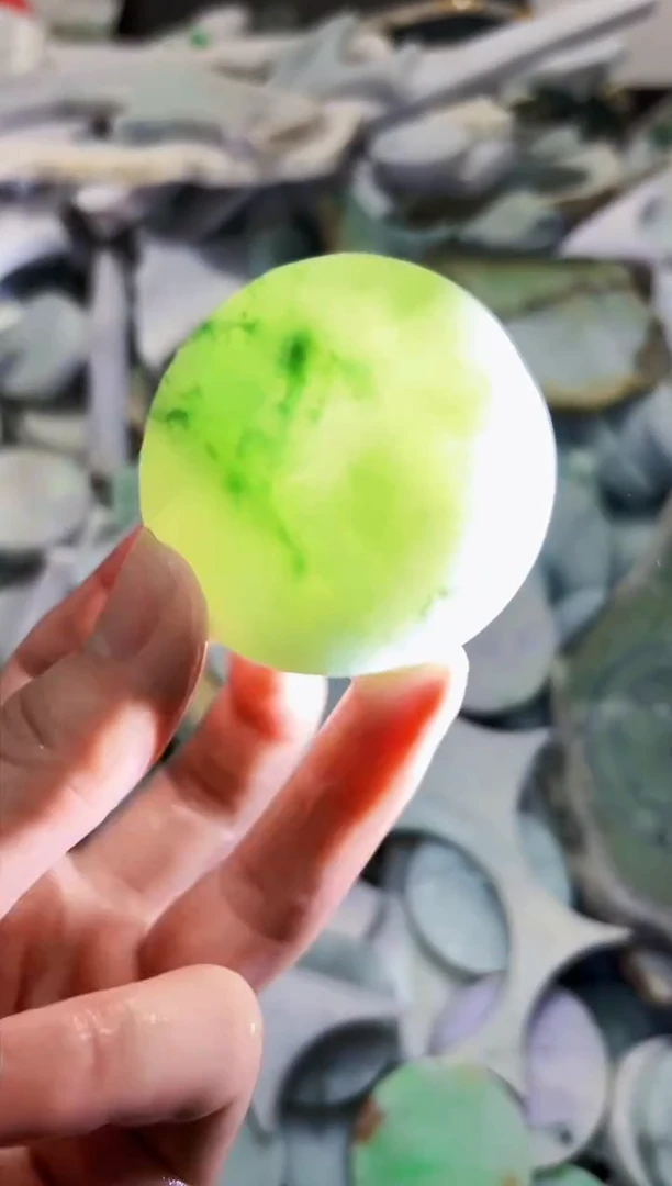 【闪购商品】翡翠颈饰未镶嵌A货白谭2062