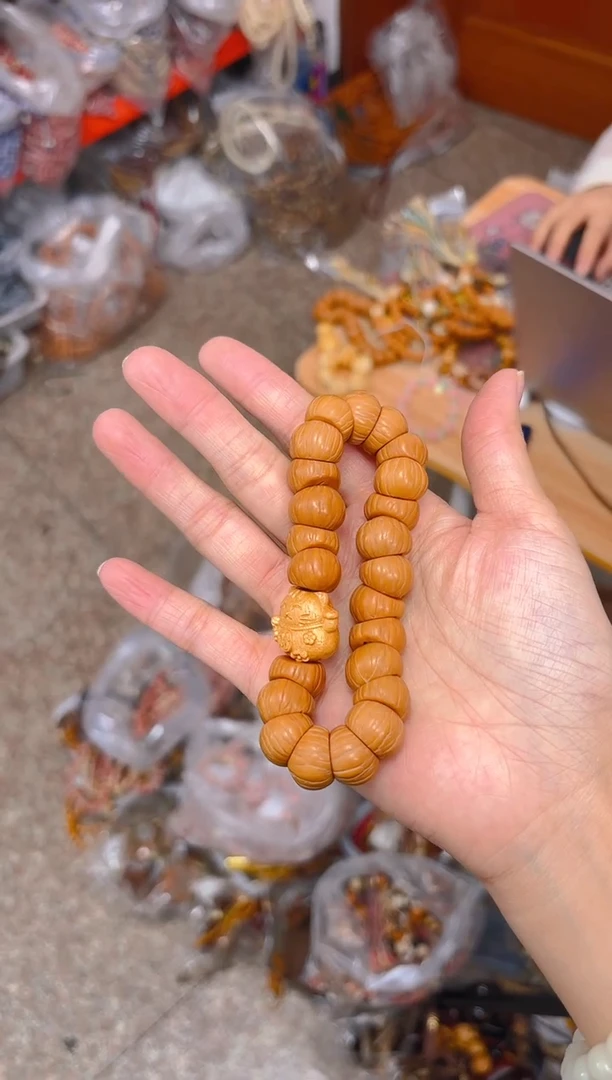 吊坠猴头核桃猴头大肠  米米猫