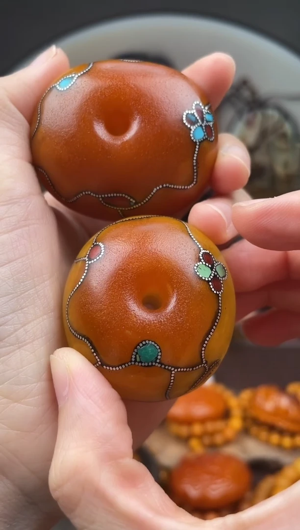 未镶嵌琥珀裸石（微瑕）首饰 假1赔4 （多样性发货1件