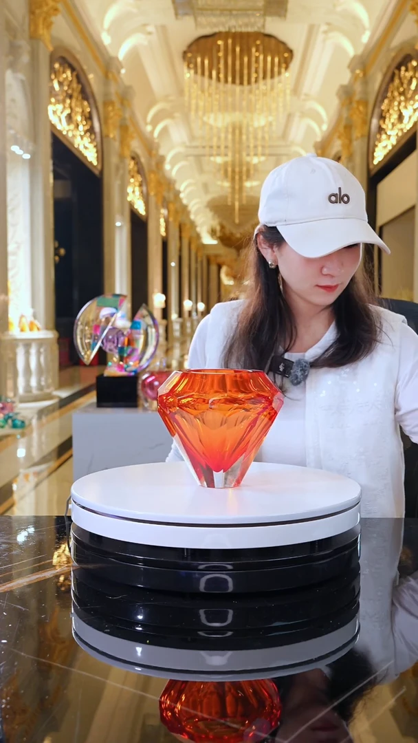 摆件YB00462红色笔筒