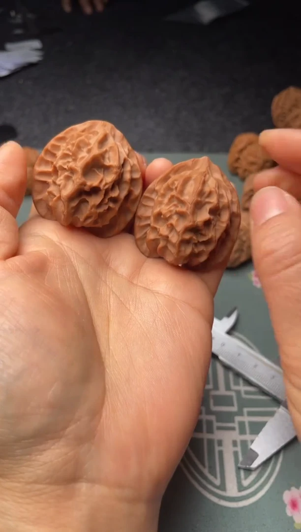 把件文玩核桃w302 龙鳞  40尺