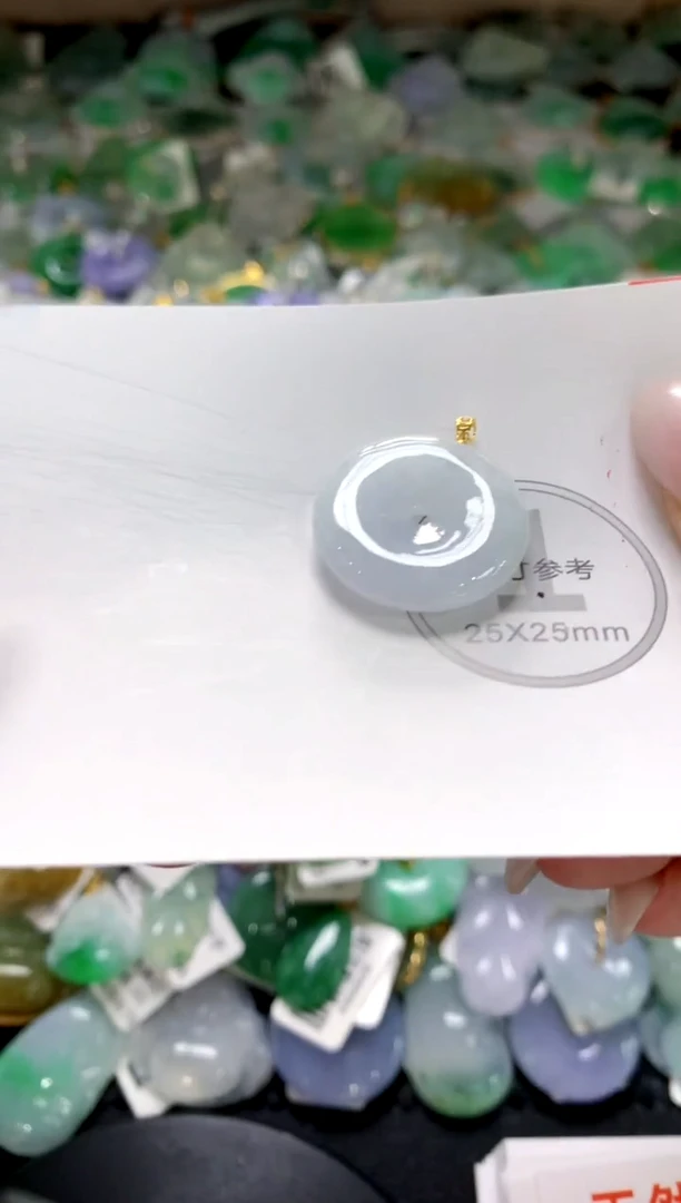 颈饰未镶嵌翡翠1