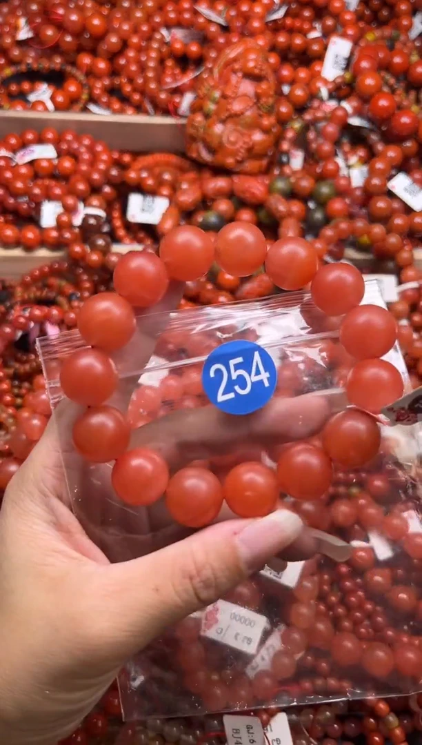 南红玛瑙未镶嵌珠宝奇石254-15