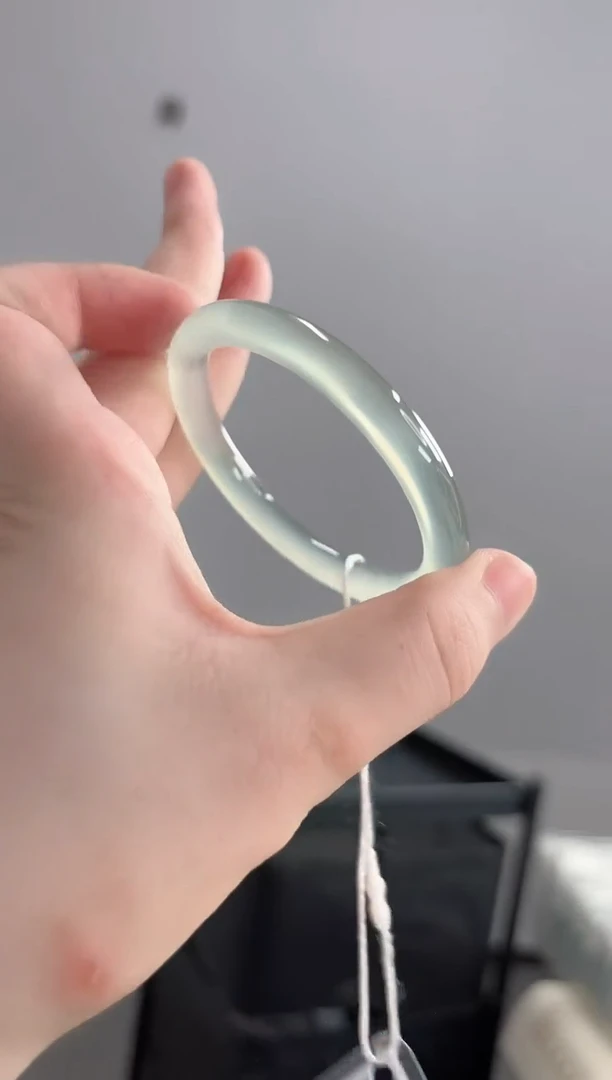 玛瑙/玉髓手镯未镶嵌58 圈