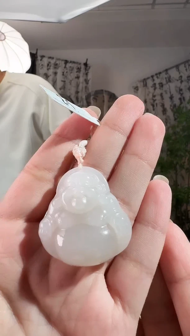 颈饰未镶嵌和田玉白玉佛公