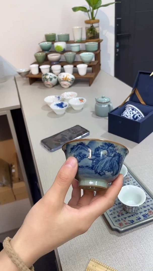 景德镇高温瓷山水老陶泥压手