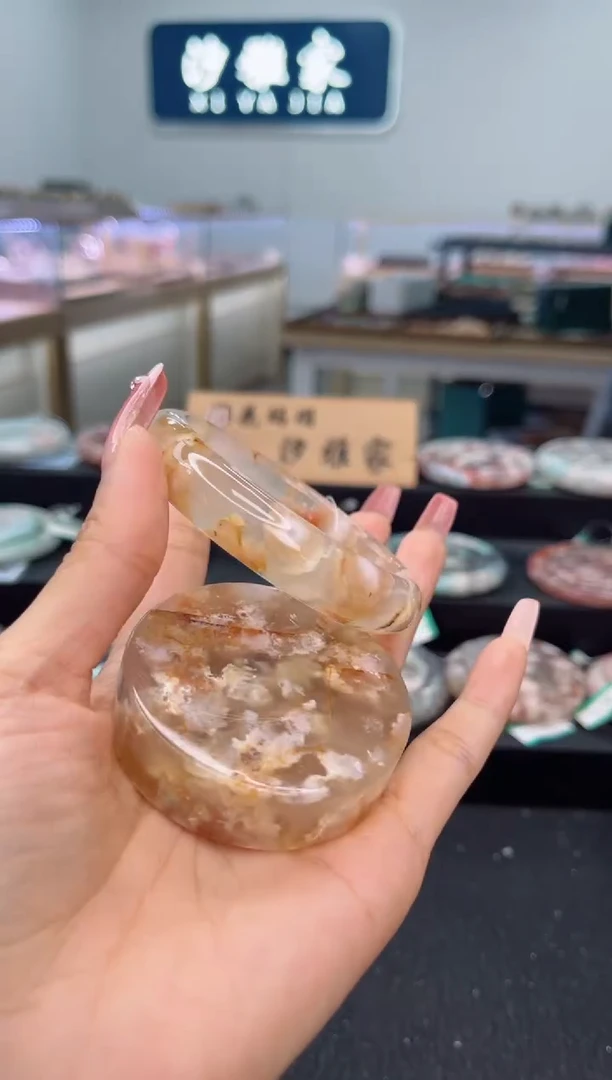 石英质玉手镯未镶嵌59圈口（赠品镯心）6886230