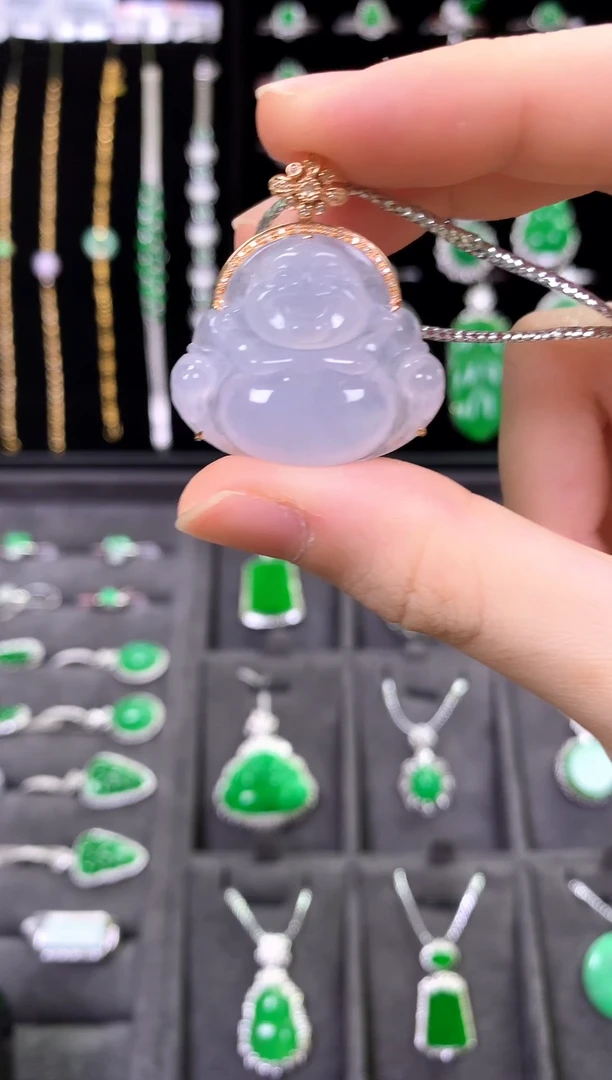 颈饰未镶嵌翡翠佛公