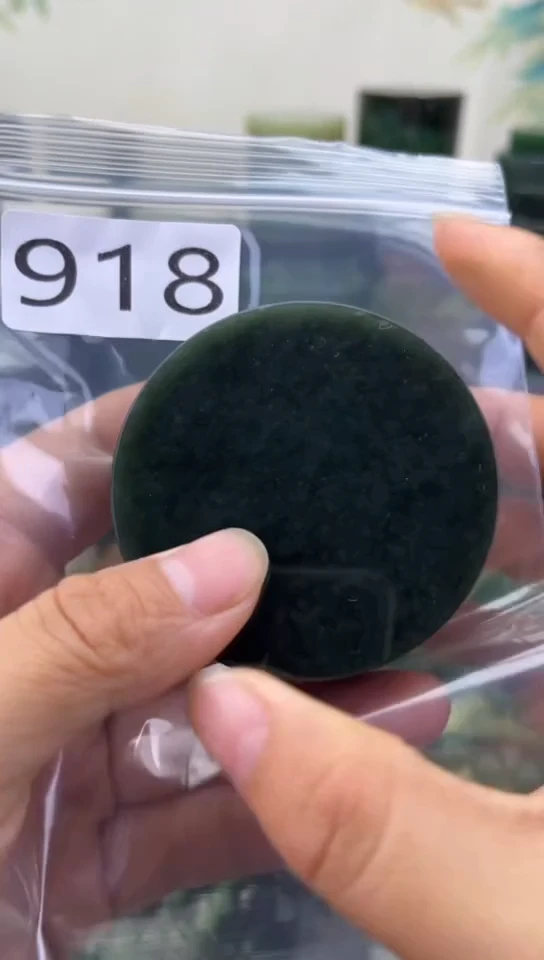 未镶嵌和田玉珠宝半成品镯芯