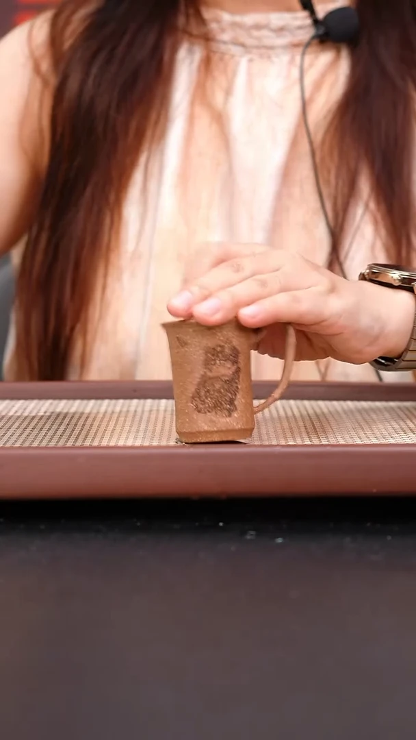 茶壶紫砂朱段粗砂竹节带把杯刻绘