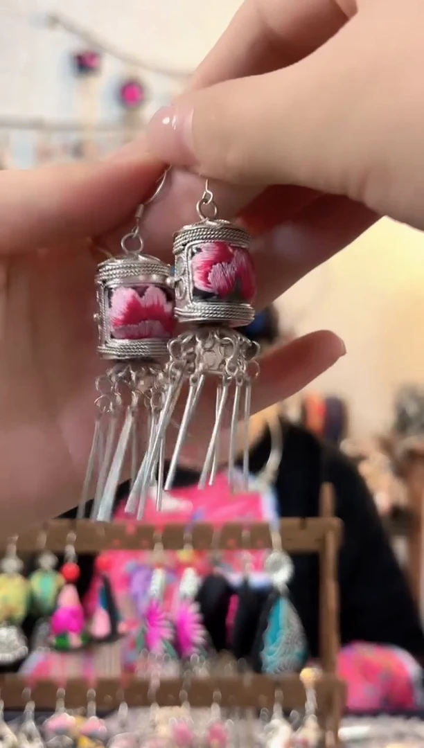 织绣彩云南阁非遗老绣饰品184
