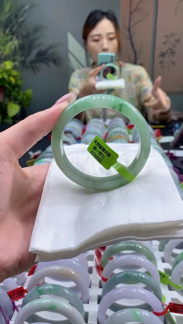 未镶嵌手镯翡翠000086441