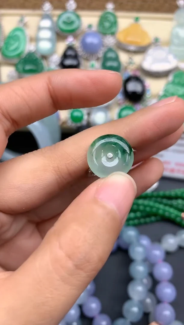 【闪购商品】翡翠戒指18K金镶嵌302-中国好珍宝