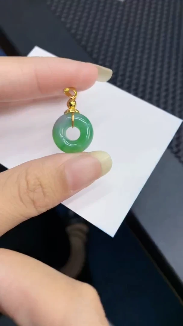 【闪购商品】翡翠颈饰未镶嵌000000008