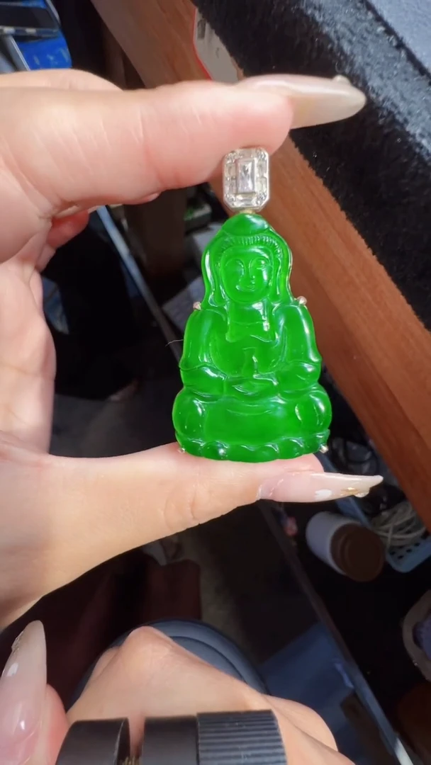 未镶嵌定制翡翠翡翠A货有轻微色差属于正常现象，观音多样性发货1