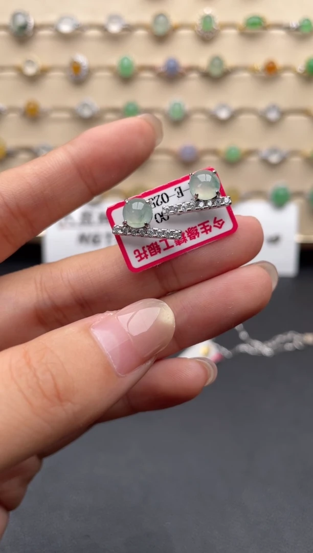 银S925镶嵌戒指翡翠一物一证一礼盒