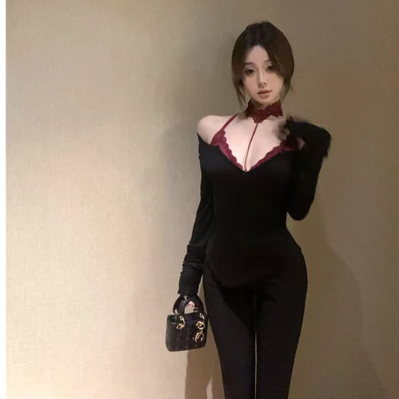 黑色性感长袖T恤女秋季紧身打底衫红色挂脖吊带蕾丝内搭纯欲上衣