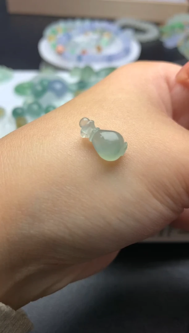 【闪购商品】定制翡翠未镶嵌毛货