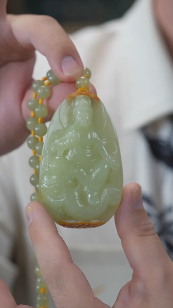 和田玉未镶嵌颈饰普贤