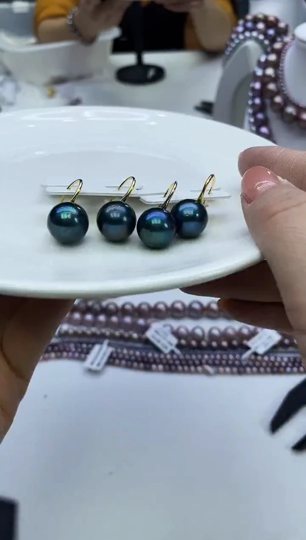 未镶嵌耳饰淡水珍珠孔雀绿耳饰