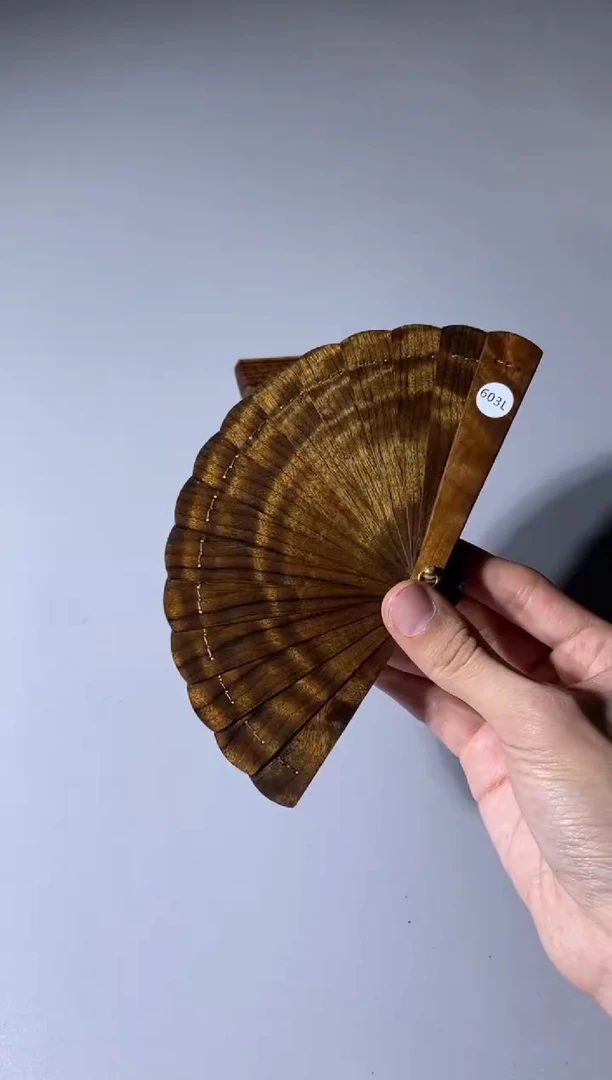 【闪购商品】金丝楠木雕603号10cm阴沉金丝楠迷你扇