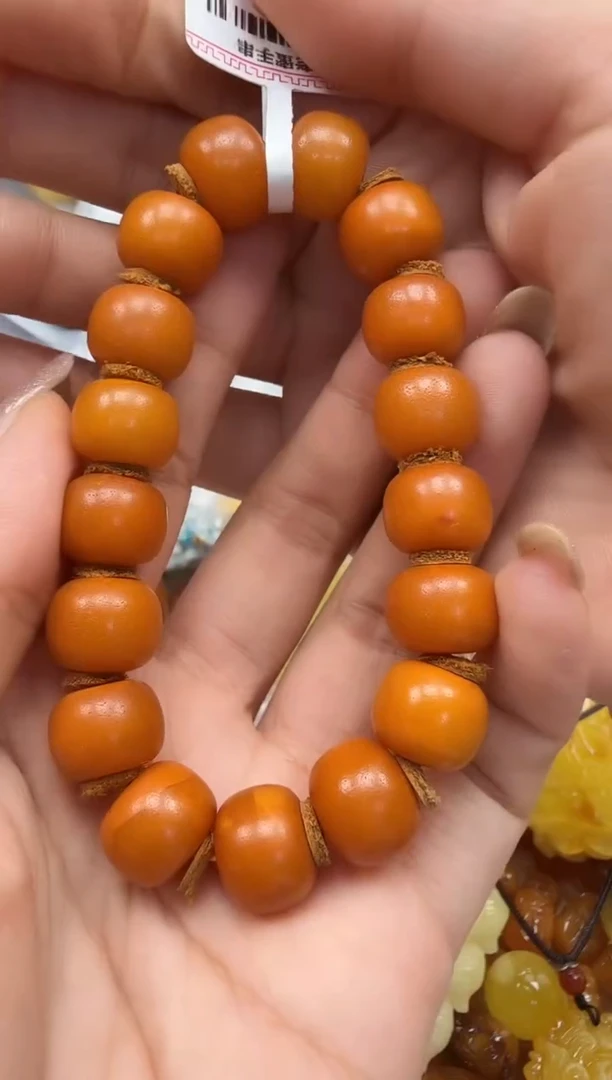 裸石琥珀未镶嵌如图