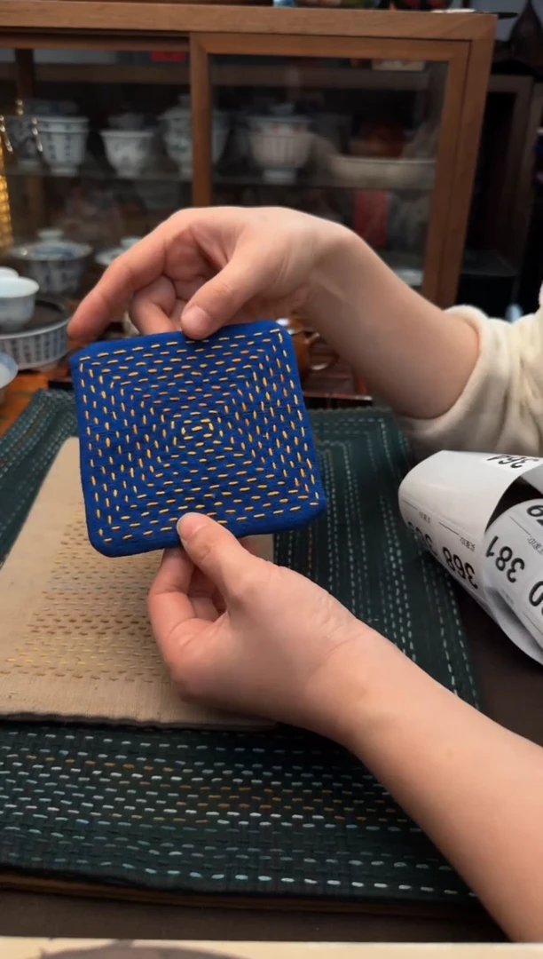 【闪购商品】织绣Cici手作老布植物染柿染杯垫-367