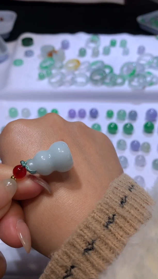 【闪购商品】定制翡翠未镶嵌葫芦1+0