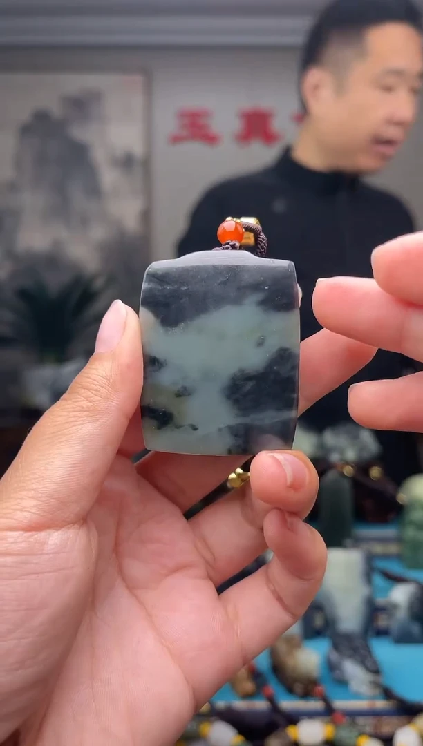 未镶嵌和田玉挂件1