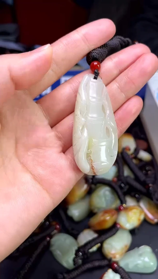 【闪购商品】和田玉颈饰未镶嵌123