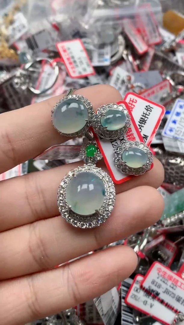 银S925镶嵌戒指翡翠天然A货缅甸翡翠