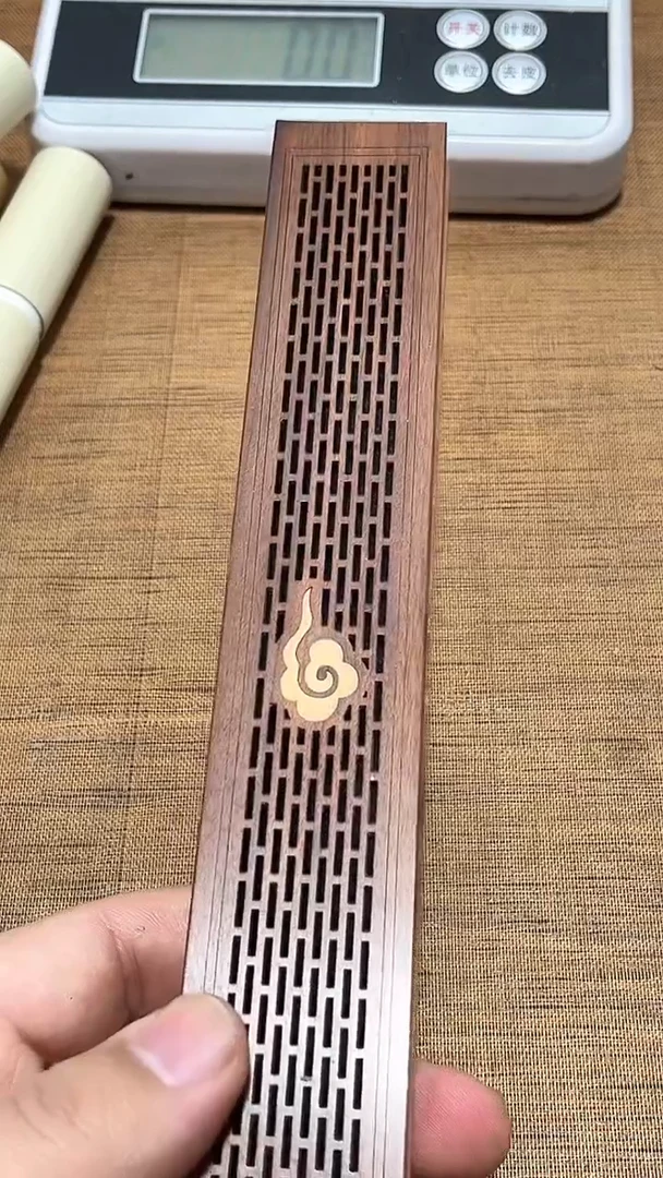 【闪购商品】檀香木精品推荐线香熏香盒祥云