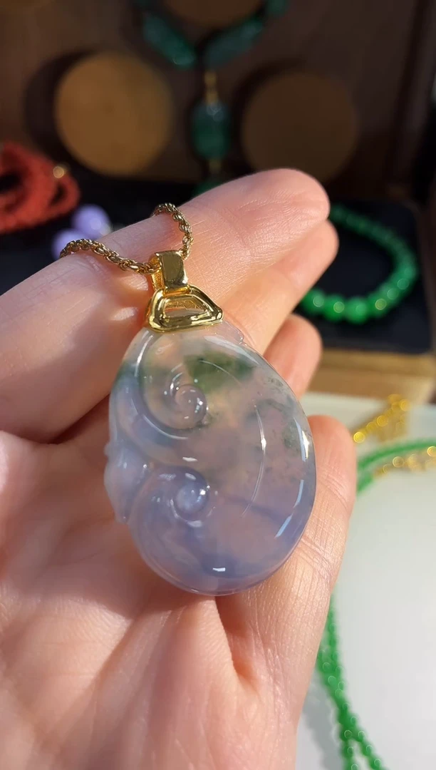 吊坠(不含链)18K金镶嵌翡翠吊坠