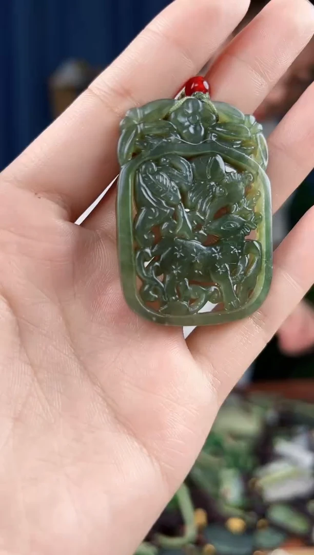 未镶嵌和田玉挂件拍一发一，多样性发货