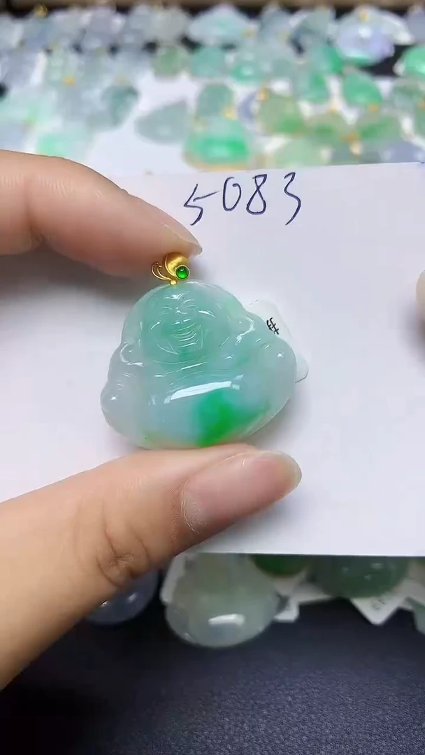 翡翠18K金镶嵌颈饰 天然缅甸翡翠A货