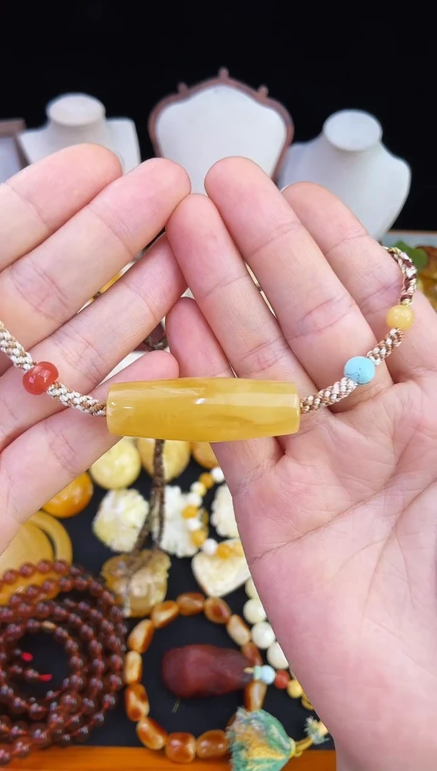 琥珀未镶嵌珠宝奇石柒月