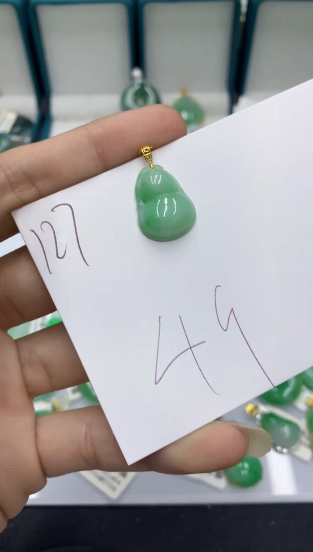 【闪购商品】翡翠颈饰18K金镶嵌翡翠