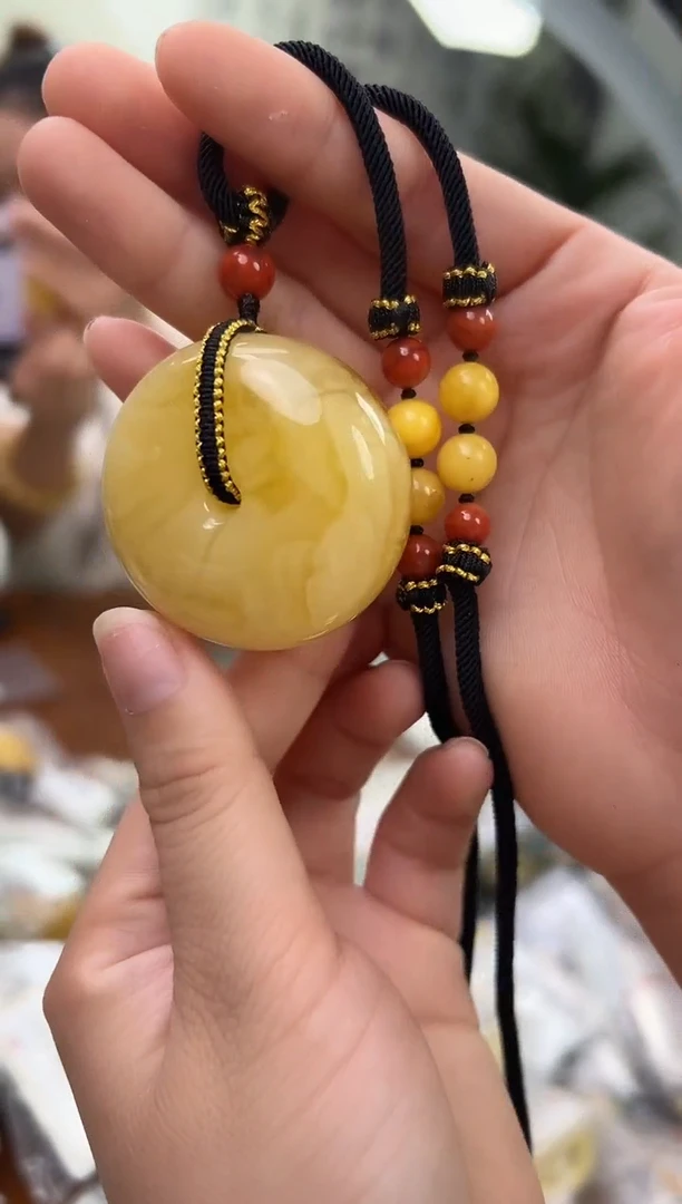 未镶嵌蜜蜡裸石蜜蜡吊坠