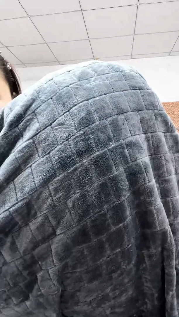 法兰绒2.3x2.5左右双面尺寸，材质以主播介绍为准