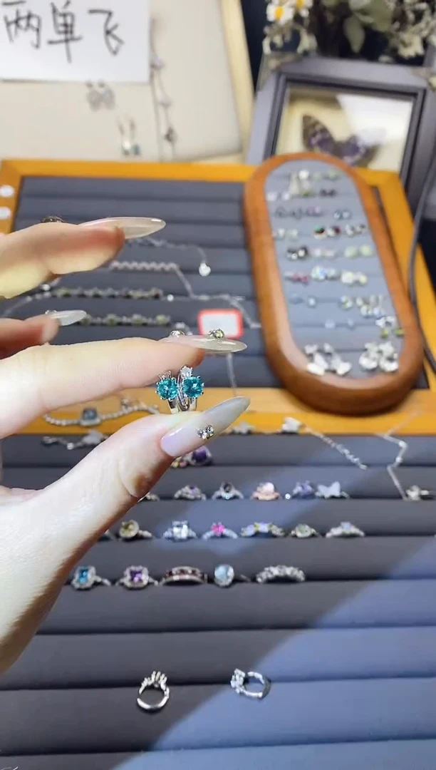 【闪购商品】水晶手链银S925镶嵌A43