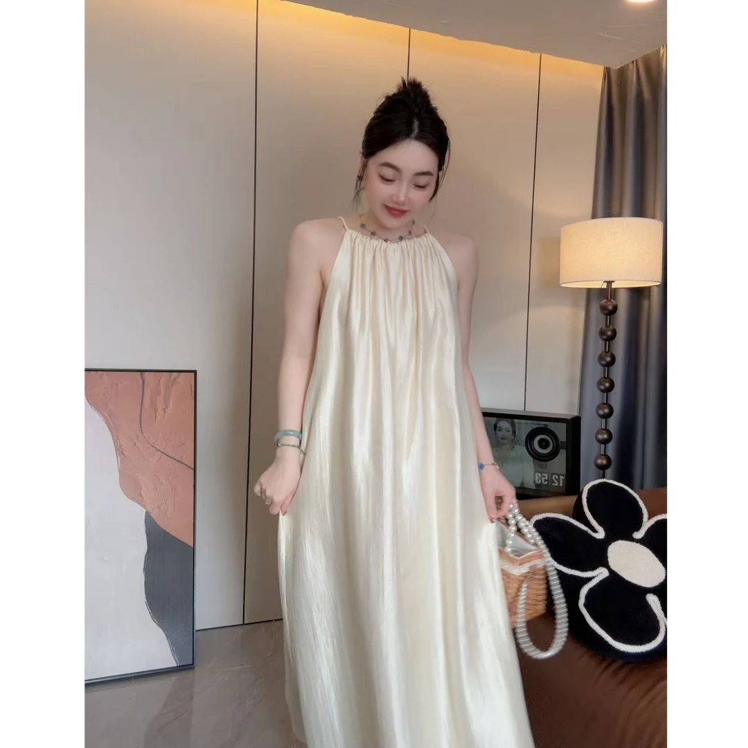 2025 夏新款静奢简约风 连衣裙 【忘情海】性感随性优雅 M599860D50