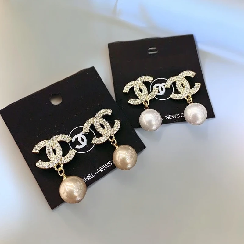 磁铁耳饰 小香风流行好看耳环女奢华耳钉小众设计高级感耳饰品