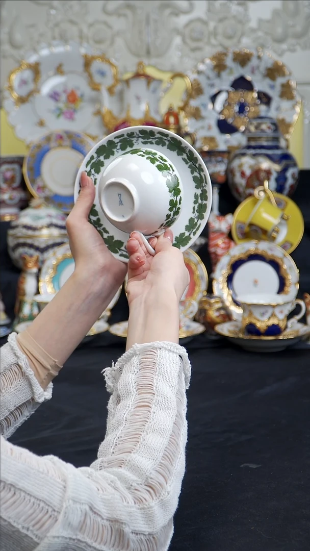 骨瓷婷婷中古器物如图所示49