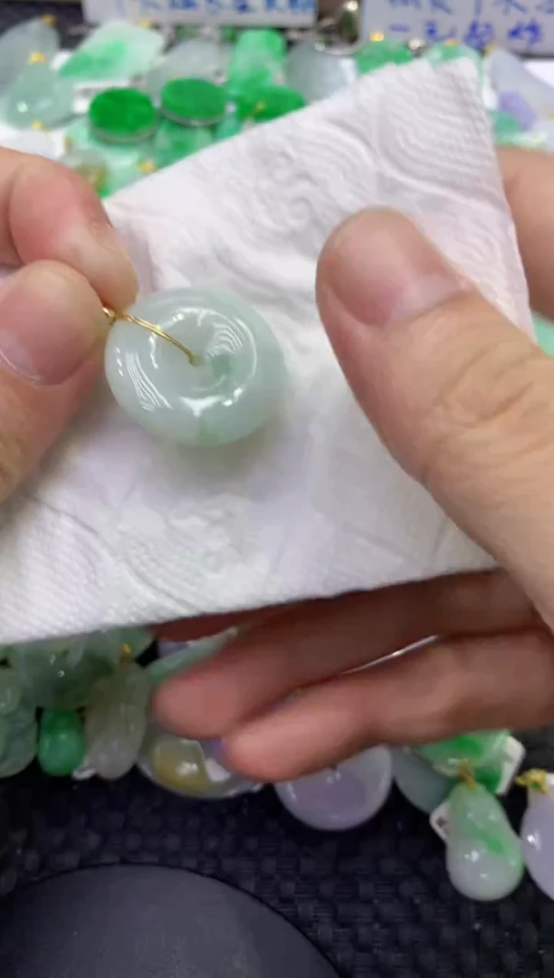 颈饰未镶嵌翡翠天然缅甸A货翡翠