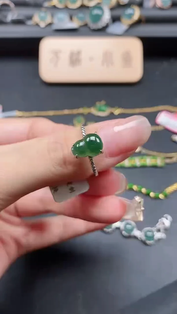 翡翠戒指银S925镶嵌51511