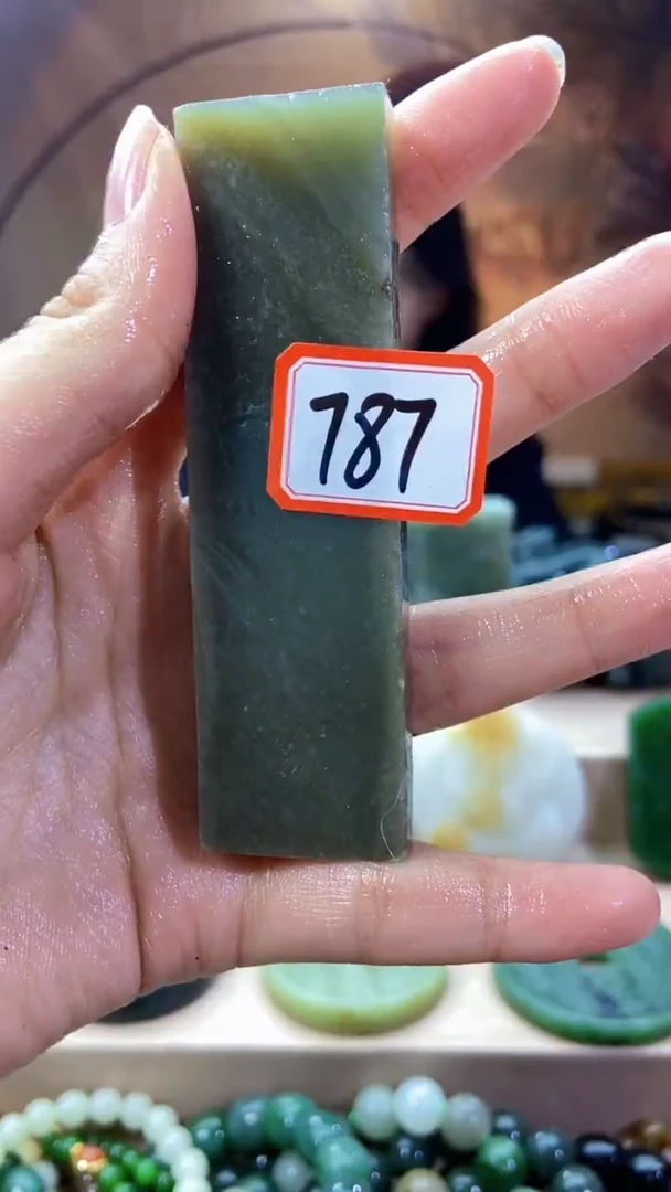 未镶嵌和田玉挂件1