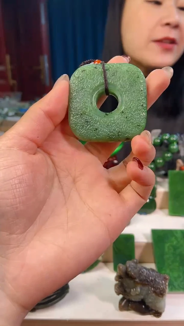 【闪购商品】和田玉挂件未镶嵌1