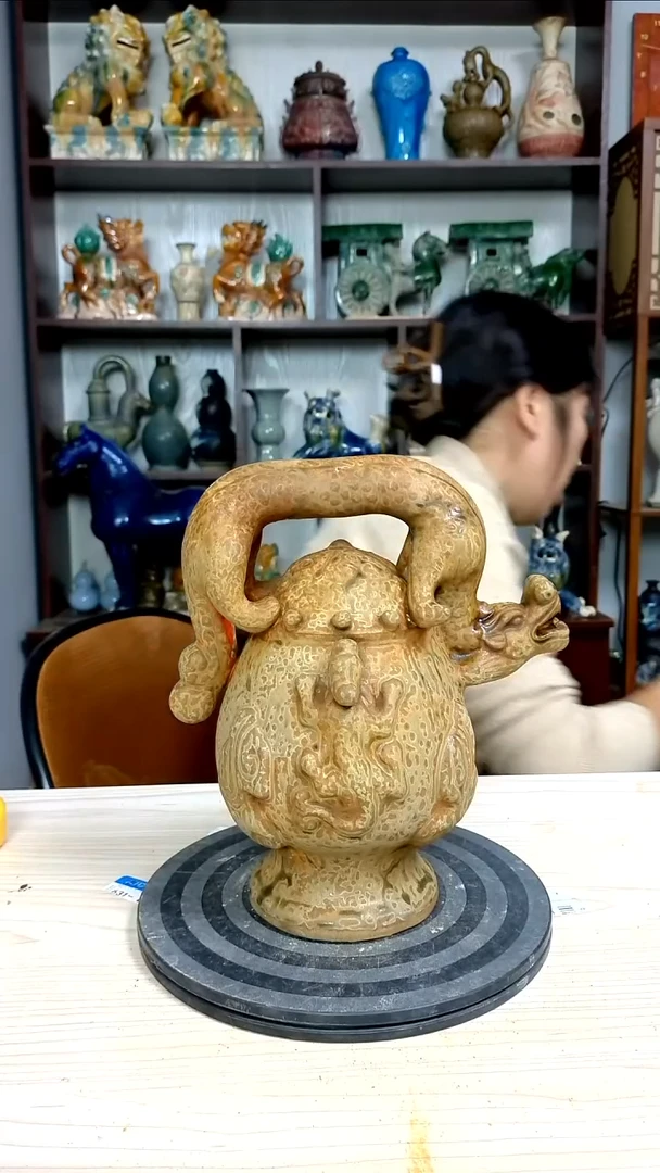 经典精美复古风格瓷器