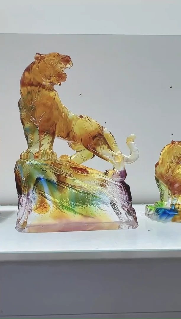 手工艺品琉璃古法琉璃虎啸山林
