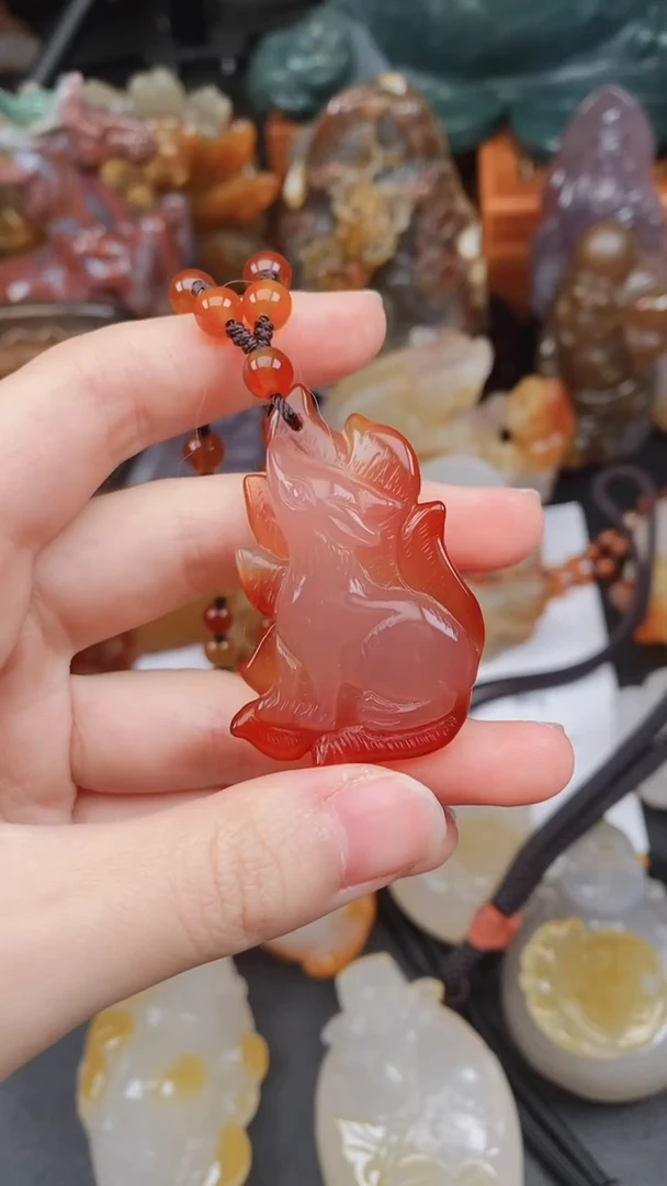 未镶嵌颈饰玛瑙/玉髓新**程AA